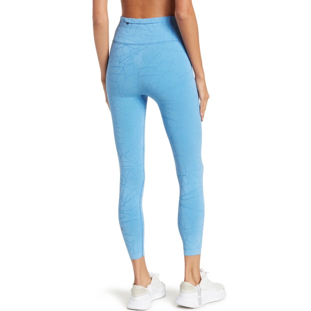 SWEATY BETTY Motion Jacquard 7/8 Leggings in Regatta Blue - Picture 2 of 11